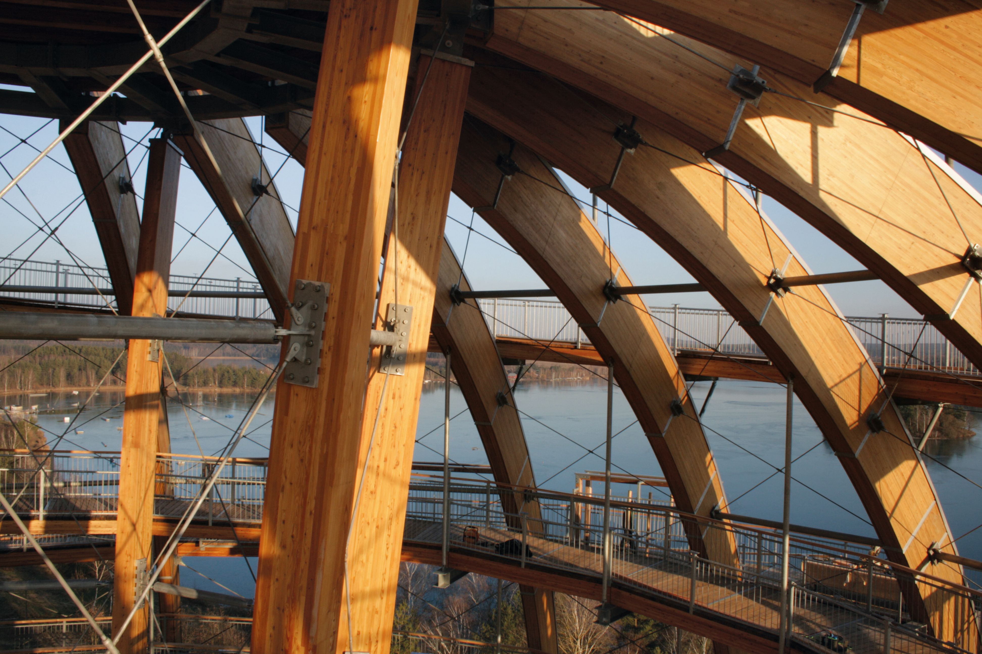 Wooden Sphere Steinberg am See (13.10.2018 © Der Ostbayern-Kurier)